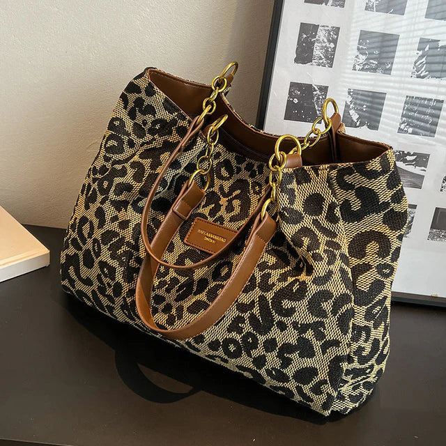 Sac fourre-tout léopard avec imprimé sauvage