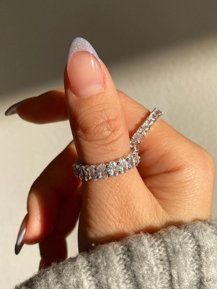 Bague en taille ovale