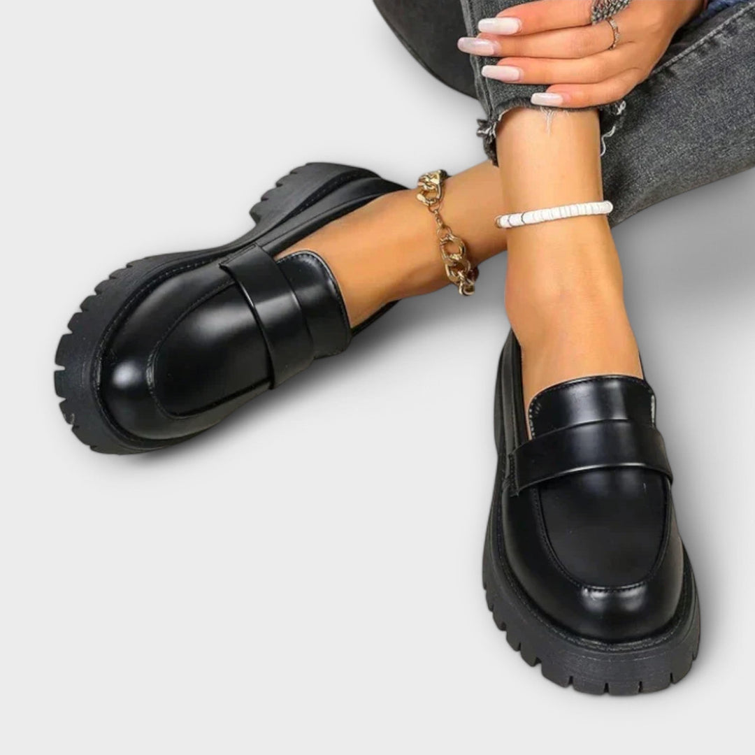 Agnès | Mocassin pour femmes avec design orthopédique et talon en satin