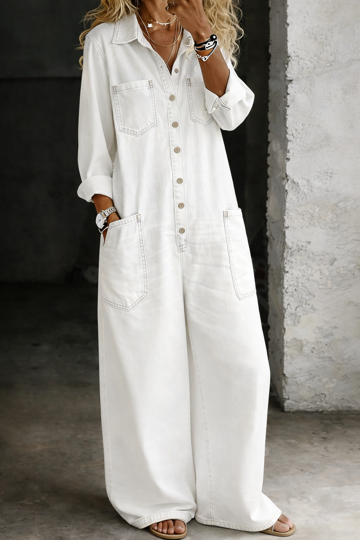 Odette™ | Combinaison en jean longue avec boutonnière et ceinture