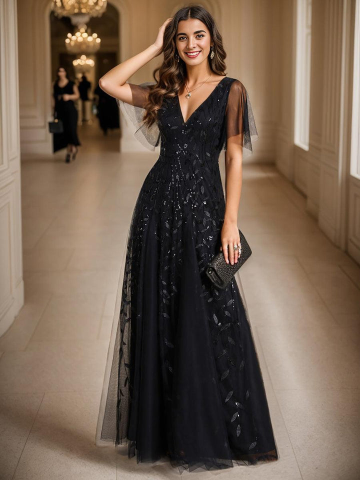 Prudence | Robe de Soirée Longue Romantique Étincelante avec Décolleté en V et Bretelles