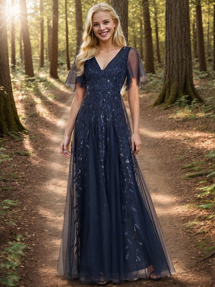 Prudence | Robe de Soirée Longue Romantique Étincelante avec Décolleté en V et Bretelles