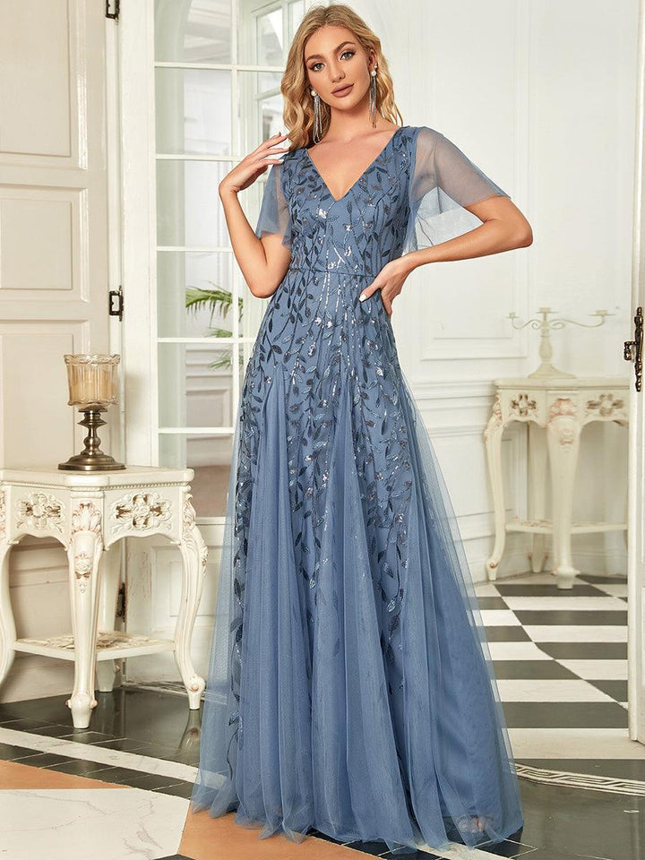 Prudence | Robe de Soirée Longue Romantique Étincelante avec Décolleté en V et Bretelles
