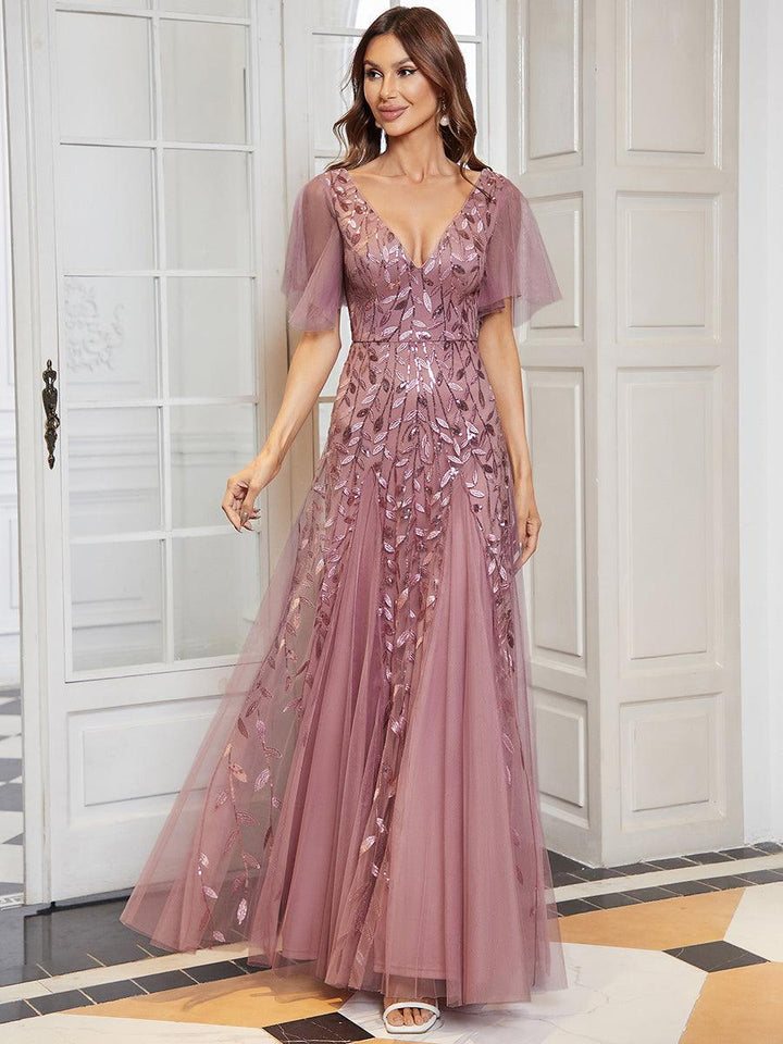 Prudence | Robe de Soirée Longue Romantique Étincelante avec Décolleté en V et Bretelles