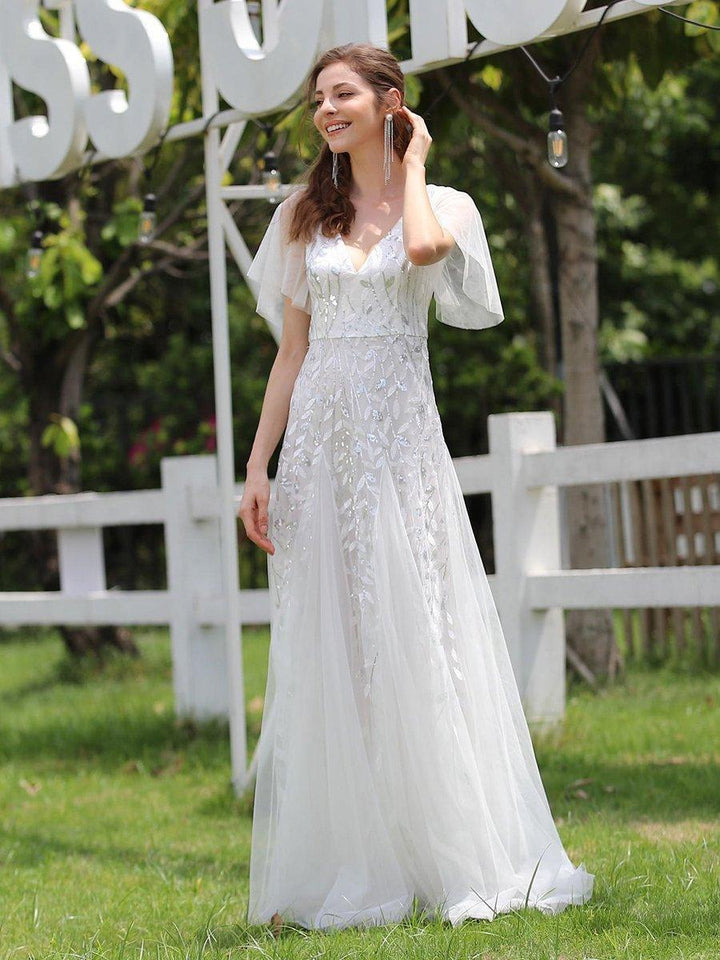Prudence | Robe de Soirée Longue Romantique Étincelante avec Décolleté en V et Bretelles