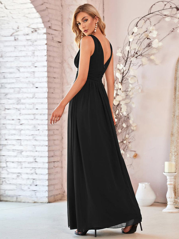 Sandrine | Robe de soirée plissée sans manches avec décolleté en V