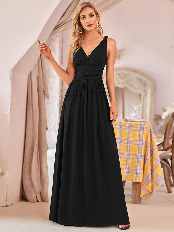 Sandrine | Robe de soirée plissée sans manches avec décolleté en V