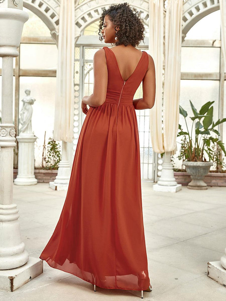 Sandrine | Robe de soirée plissée sans manches avec décolleté en V