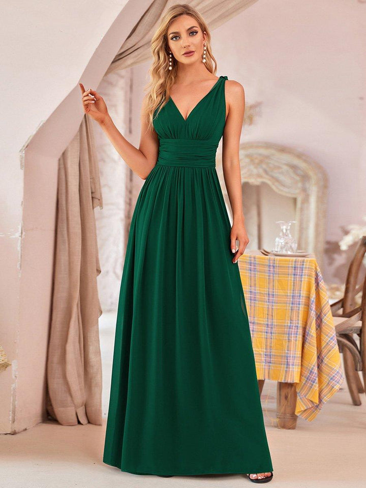 Sandrine | Robe de soirée plissée sans manches avec décolleté en V