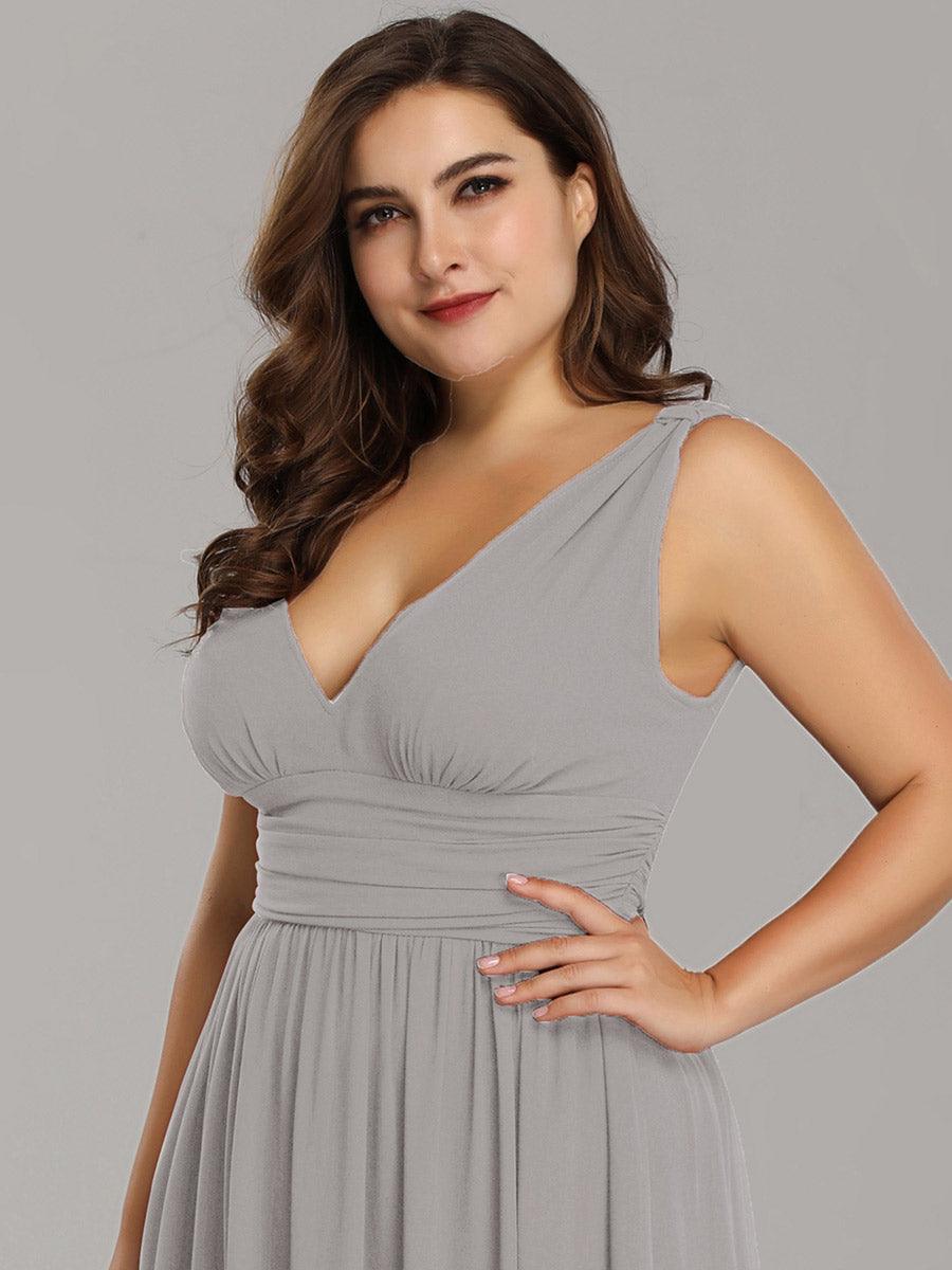 Sandrine | Robe de soirée plissée sans manches avec décolleté en V