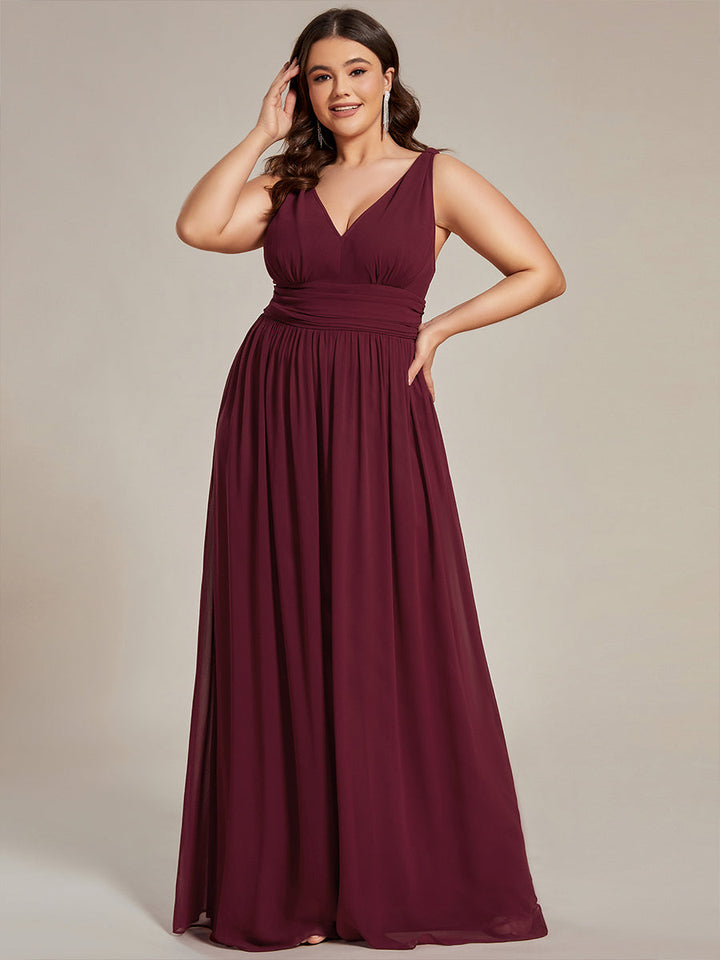 Sandrine | Robe de soirée plissée sans manches avec décolleté en V