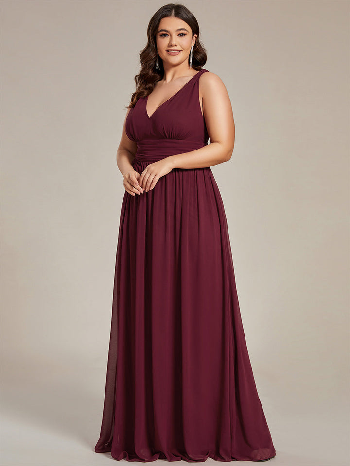 Sandrine | Robe de soirée plissée sans manches avec décolleté en V