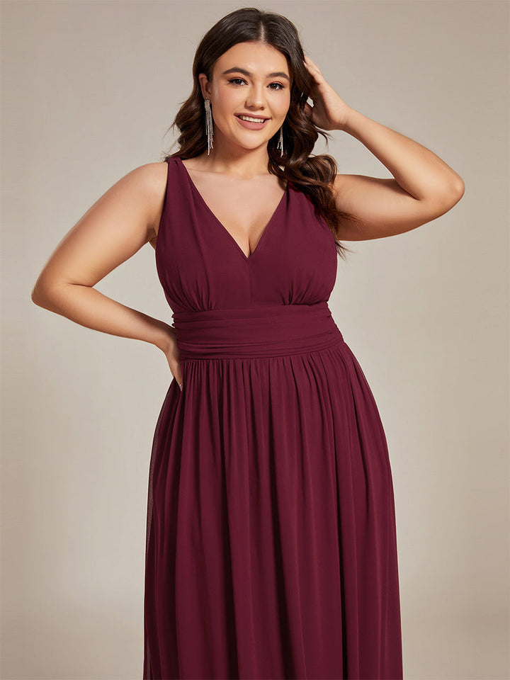 Sandrine | Robe de soirée plissée sans manches avec décolleté en V