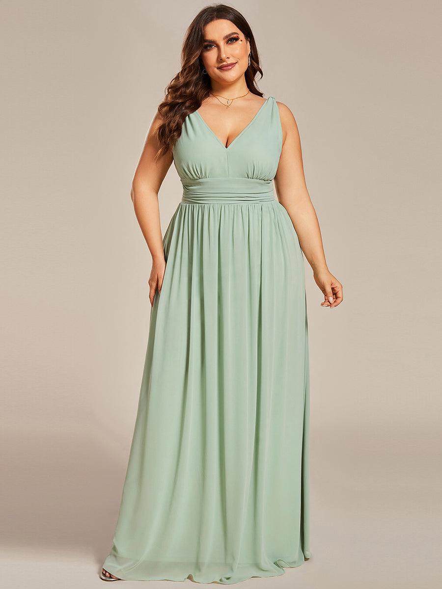 Sandrine | Robe de soirée plissée sans manches avec décolleté en V