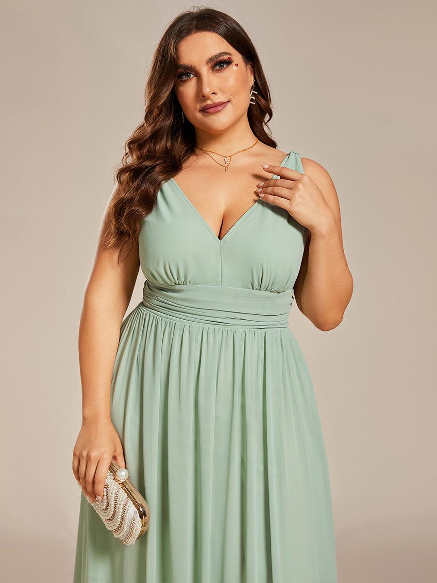 Sandrine | Robe de soirée plissée sans manches avec décolleté en V