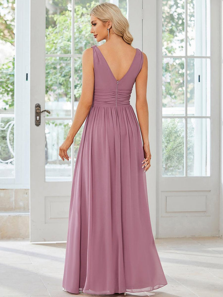 Sandrine | Robe de soirée plissée sans manches avec décolleté en V