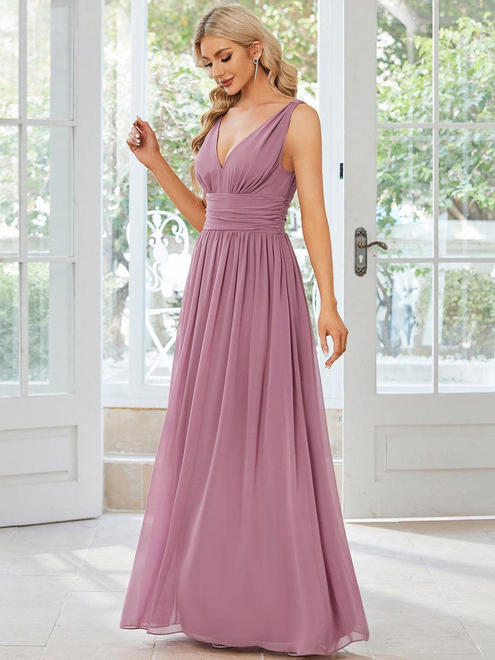 Sandrine | Robe de soirée plissée sans manches avec décolleté en V