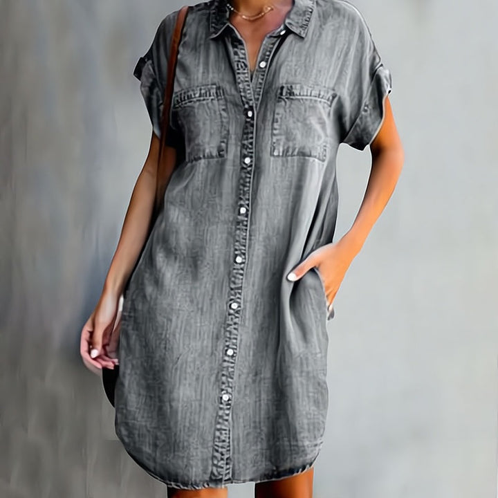 Ismérie™ | Robe chemise courte à manches courtes avec boutonnage