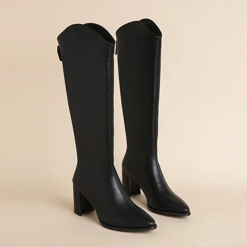 Noélie - Bottes à Talons Épais d'Élégance pour l'Hiver