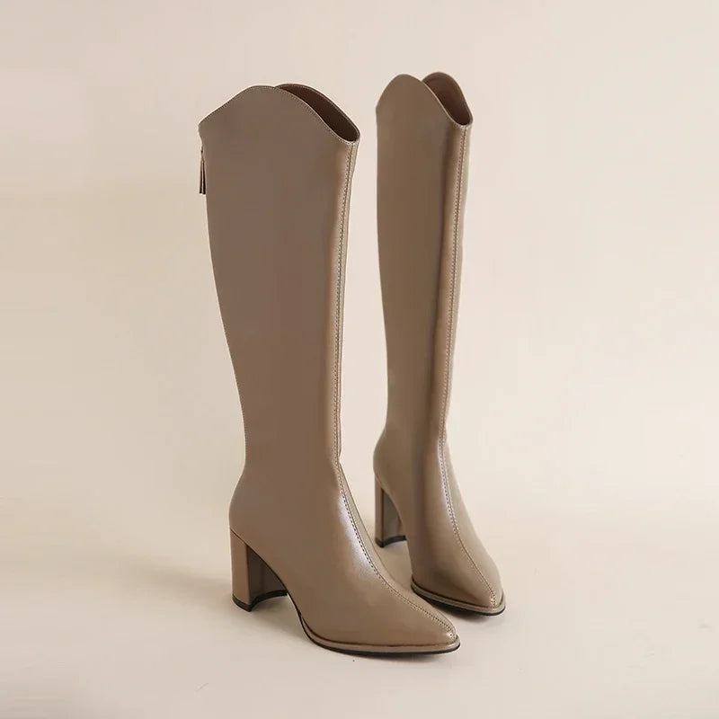 Noélie - Bottes à Talons Épais d'Élégance pour l'Hiver