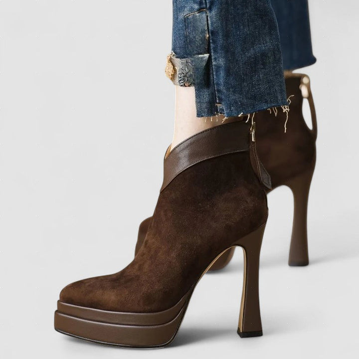 Marine - Bottes avec style moderne, confort et attitude