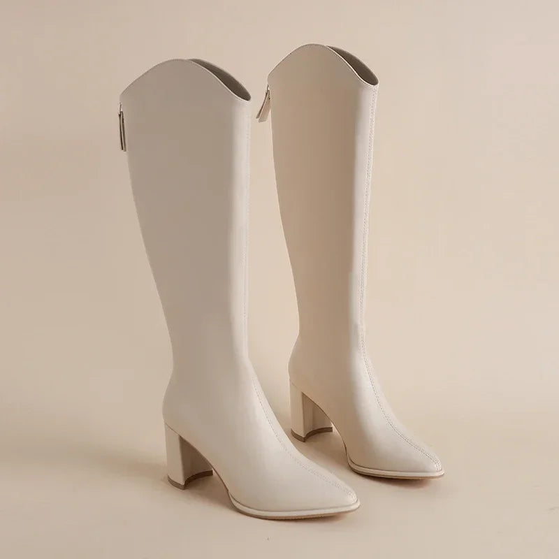 Noélie - Bottes à Talons Épais d'Élégance pour l'Hiver