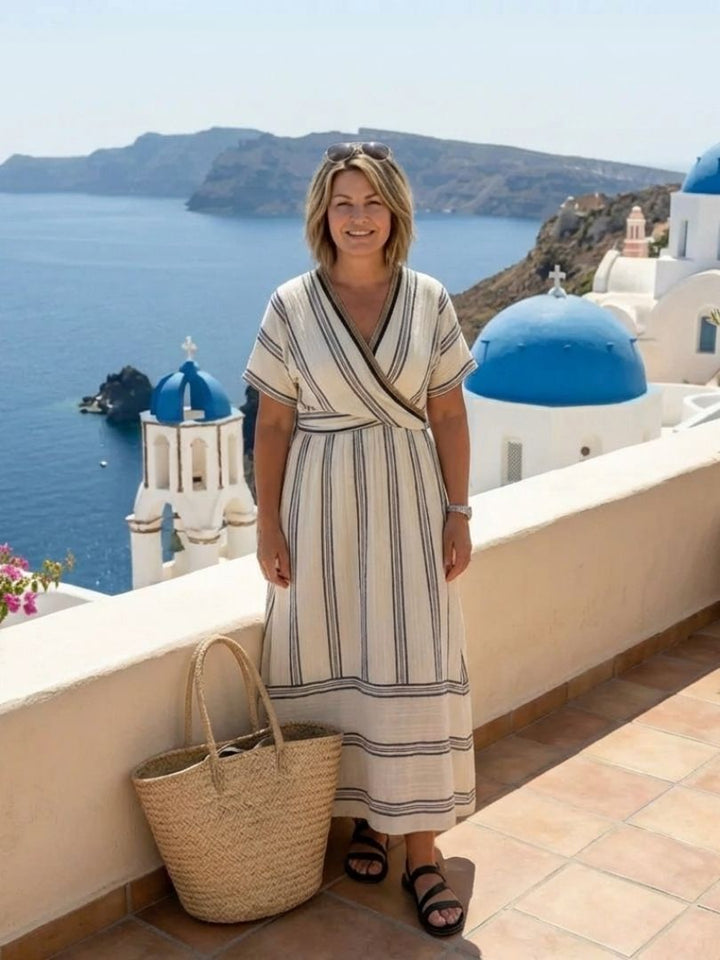 Solene | Robe midi à manches courtes et décolleté en V