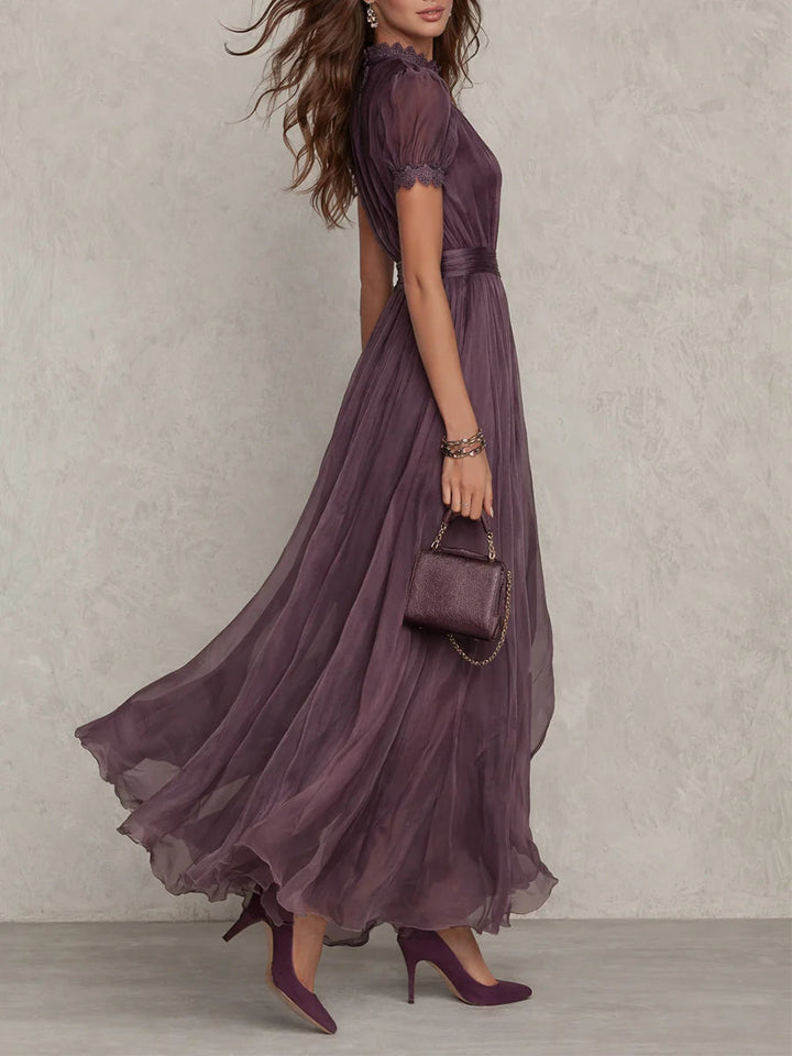 Mireille | Robe Longue Élégante Violet avec Décolleté en Goutte d'Eau et Dentelle