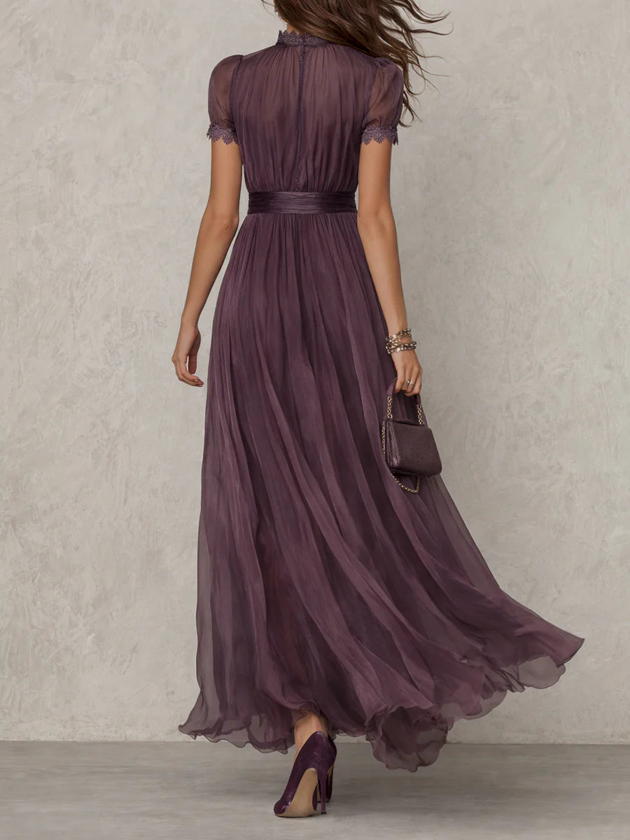 Mireille | Robe Longue Élégante Violet avec Décolleté en Goutte d'Eau et Dentelle