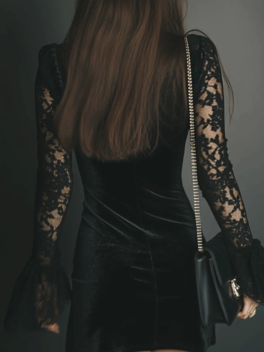 Lucette | Robe Mini en Velours et Dentelle