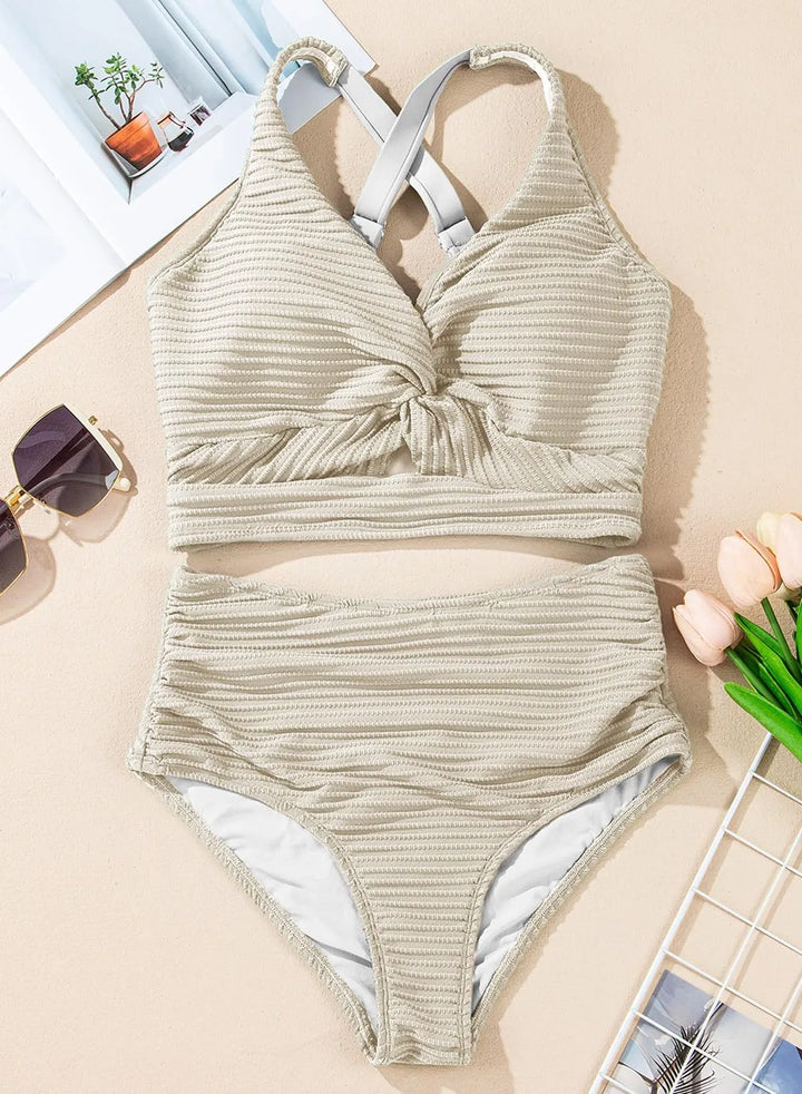 Bikini en forme de vague