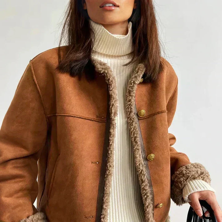 Flavienne | Manteau en fourrure avec boutons