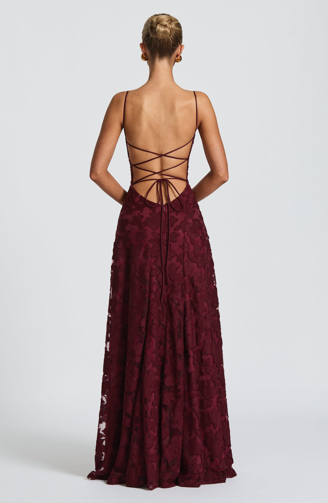 Simone | Robe maxi avec décolleté cascade