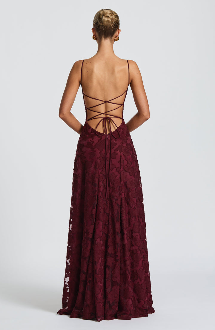 Simone | Robe maxi avec décolleté cascade