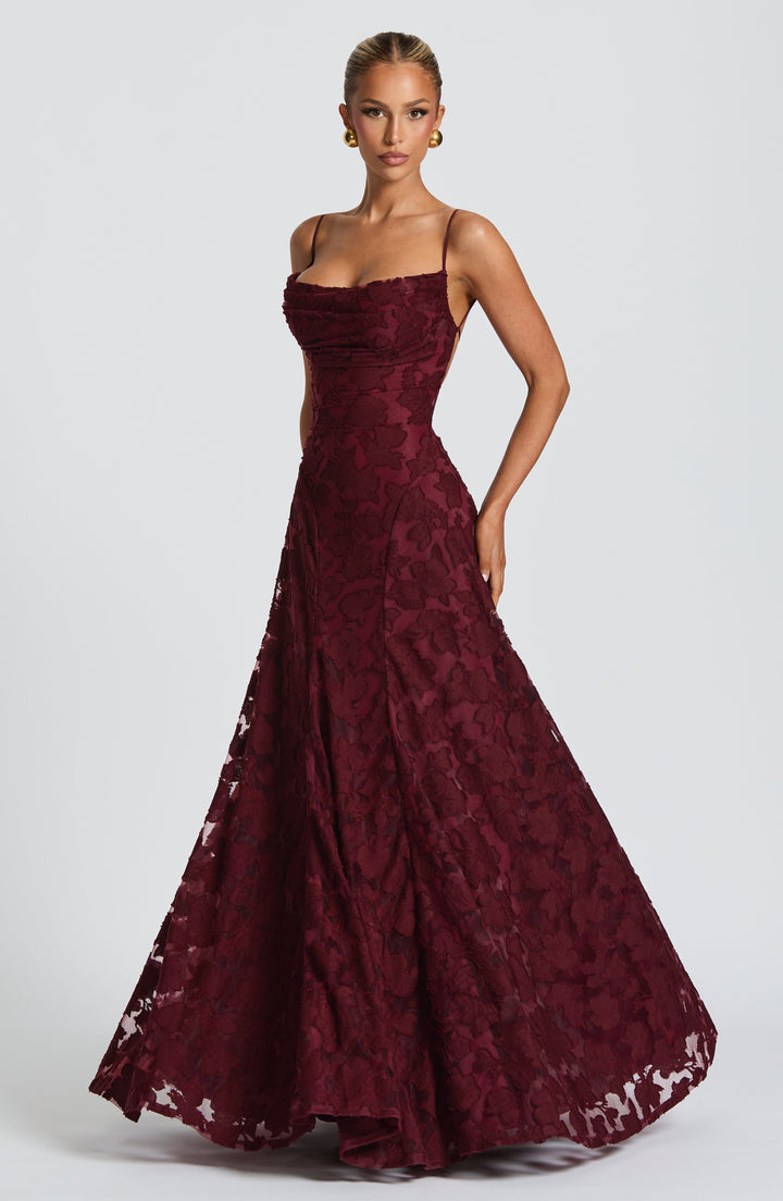 Simone | Robe maxi avec décolleté cascade