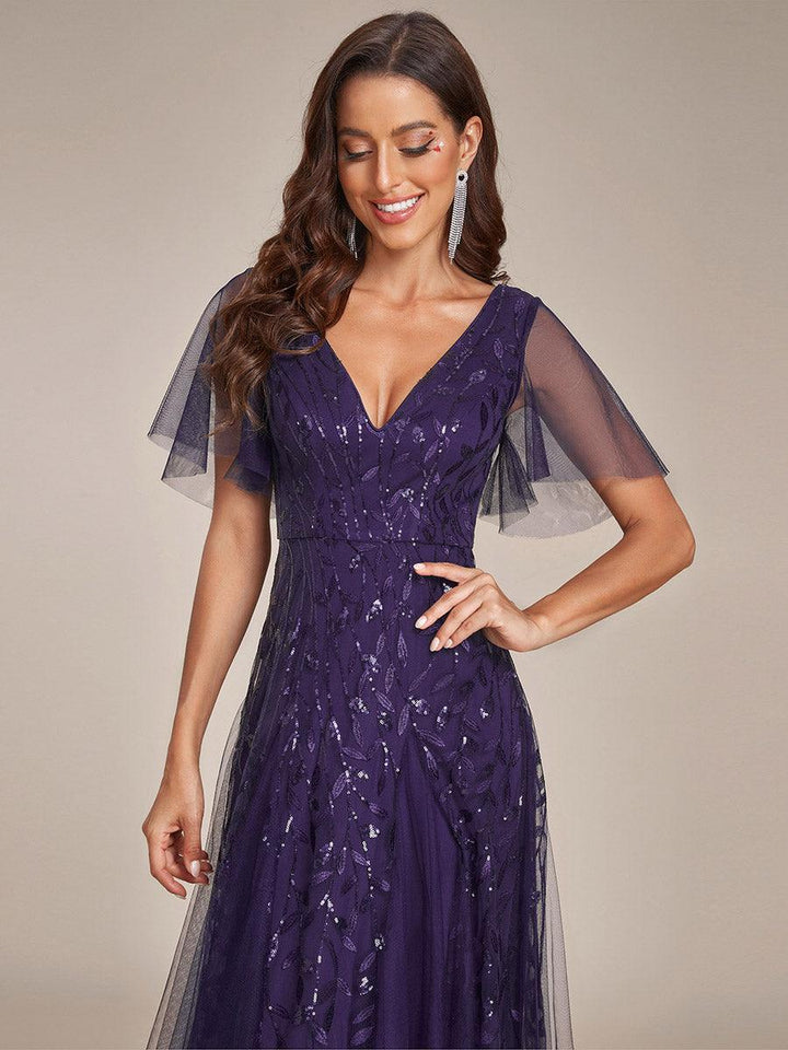Prudence | Robe de Soirée Longue Romantique Étincelante avec Décolleté en V et Bretelles