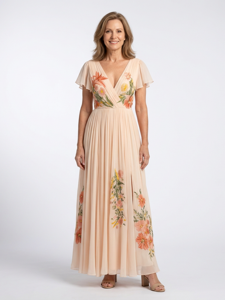 Brigitte | Robe maxi avec fleurs plissées et décolleté en V