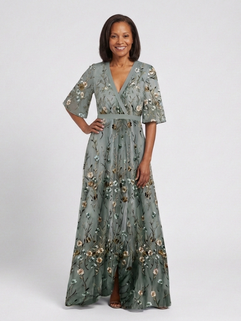 Céline | Robe maxi brodée avec décolleté en V